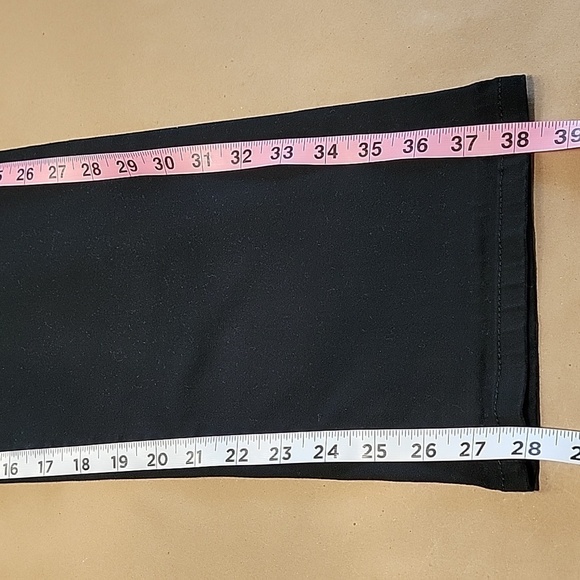 Style & Co. Size 12 S Black Straight Leg Jeans, Excellent, Like New Condition - Picture 7 of 13